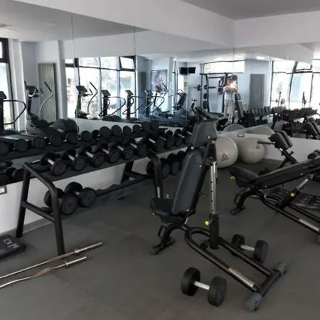Apartament Front Aparments Piscina Incalzita Sauna Gym *